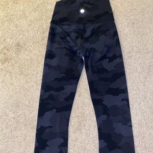 Lulu Lemon 25 inch Camo Wunder Train